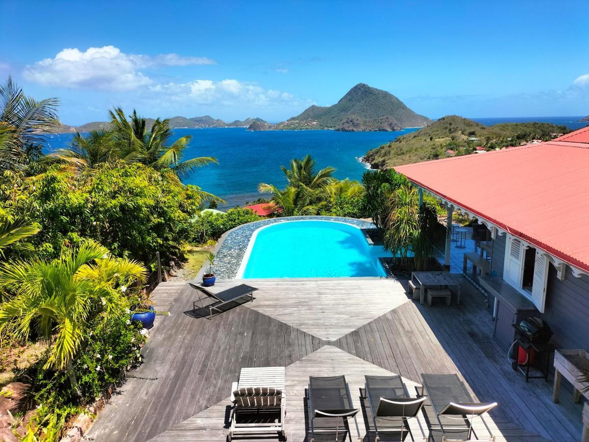 La Maison Bleue - Les Hauts De La Baie Terre-de-Bas Esterno foto