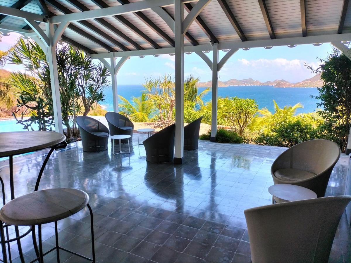La Maison Bleue - Les Hauts De La Baie Terre-de-Bas Esterno foto
